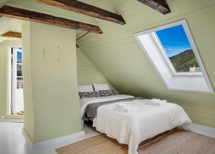 The Townhouse Dream I Must Views! Willa