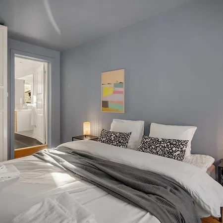 The Townhouse Dream I Must Views! Bergen