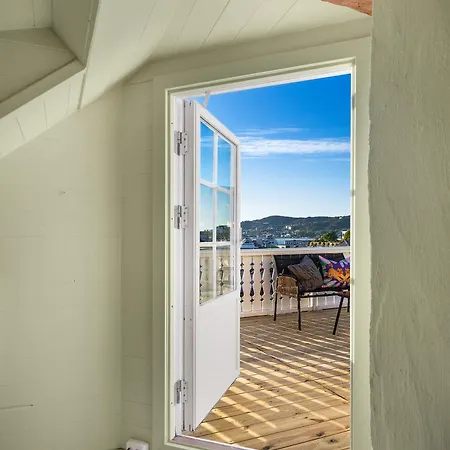 The Townhouse Dream I Must Views! Βίλα Μπέργκεν