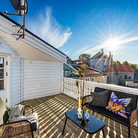 The Townhouse Dream I Must Views! *