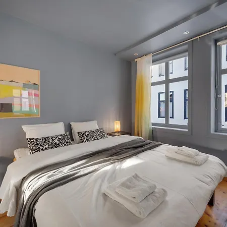 The Townhouse Dream I Must Views!