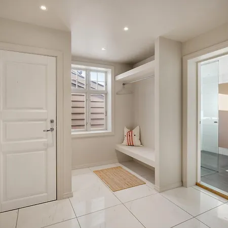 The Townhouse Dream I Must Views! *