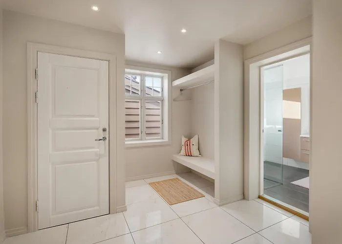 The Townhouse Dream I Must Views! *