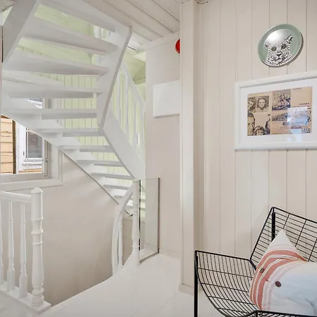 Willa The Townhouse Dream I Must Views! *